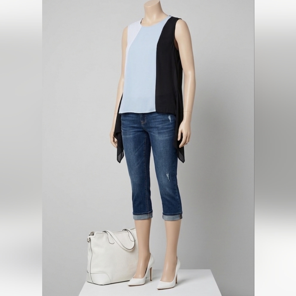 BCBGMaxAzria Monochrome Sleeveless Blouse